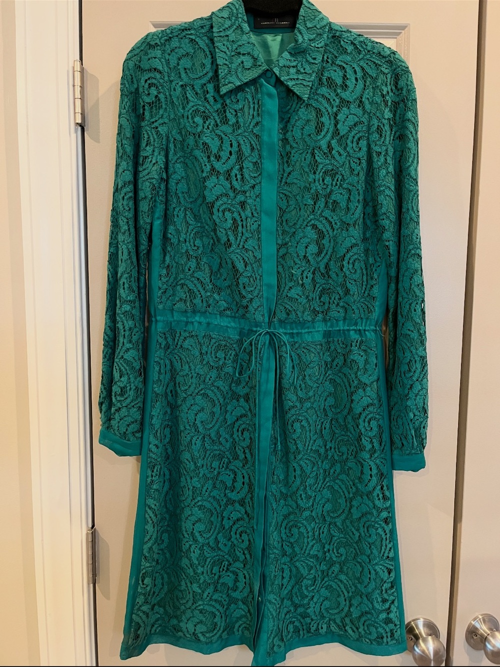 Like New Carolina Herrera Teal Lace Long-Sleeve Dress